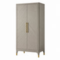 Armario de madera con puertas dobles y asas de metal gris